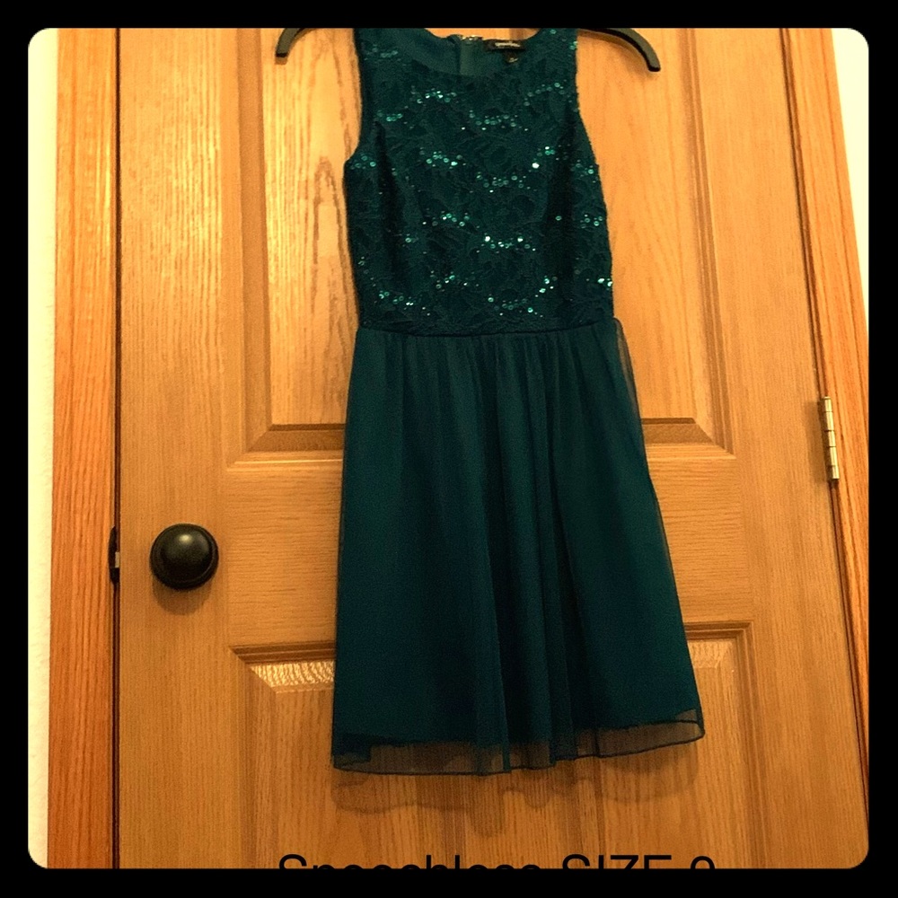 Juniors Dress Size 9
